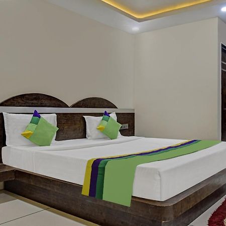 Treebo Trend Jalsa Dlx Hoshangabad Road 博帕尔 外观 照片