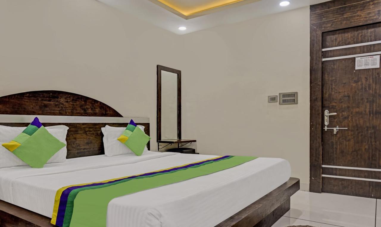 Treebo Trend Jalsa Dlx Hoshangabad Road 博帕尔 外观 照片